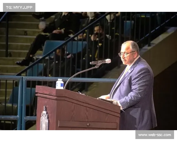 环澳第三赛段重现德尔托罗首胜路线,短坡进攻战术或再成关键 环澳第三赛段重现德尔托罗首胜路线,短坡进攻战术或再成关键